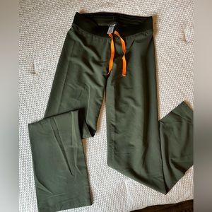 Womens Moss Livingston basics scrub pants XXS